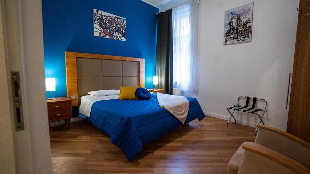 Nux Old Town Square Masna Apartment *