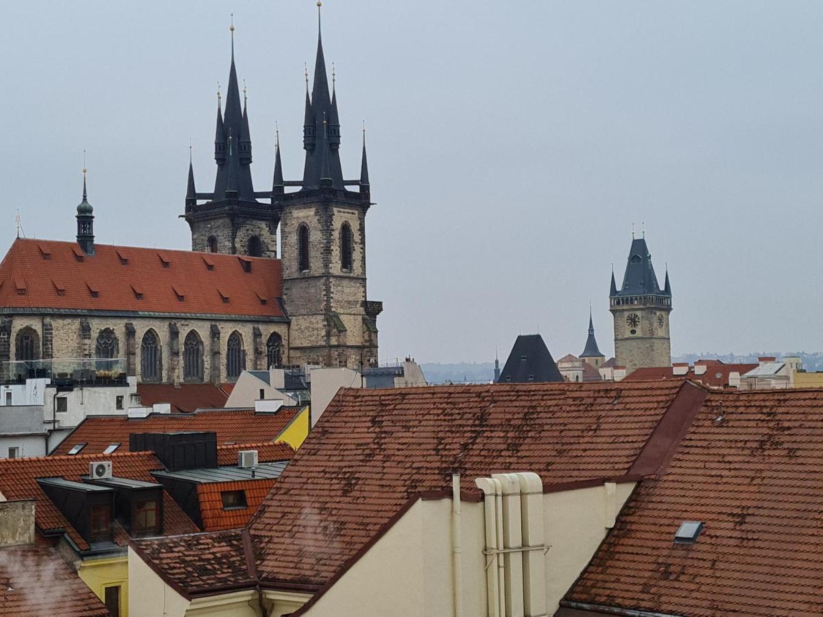 Nux Old Town Square Masna * Prague