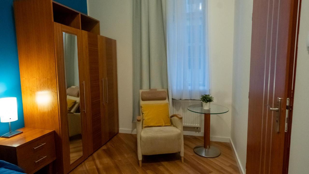 Nux Old Town Square Masna Apartment Prague