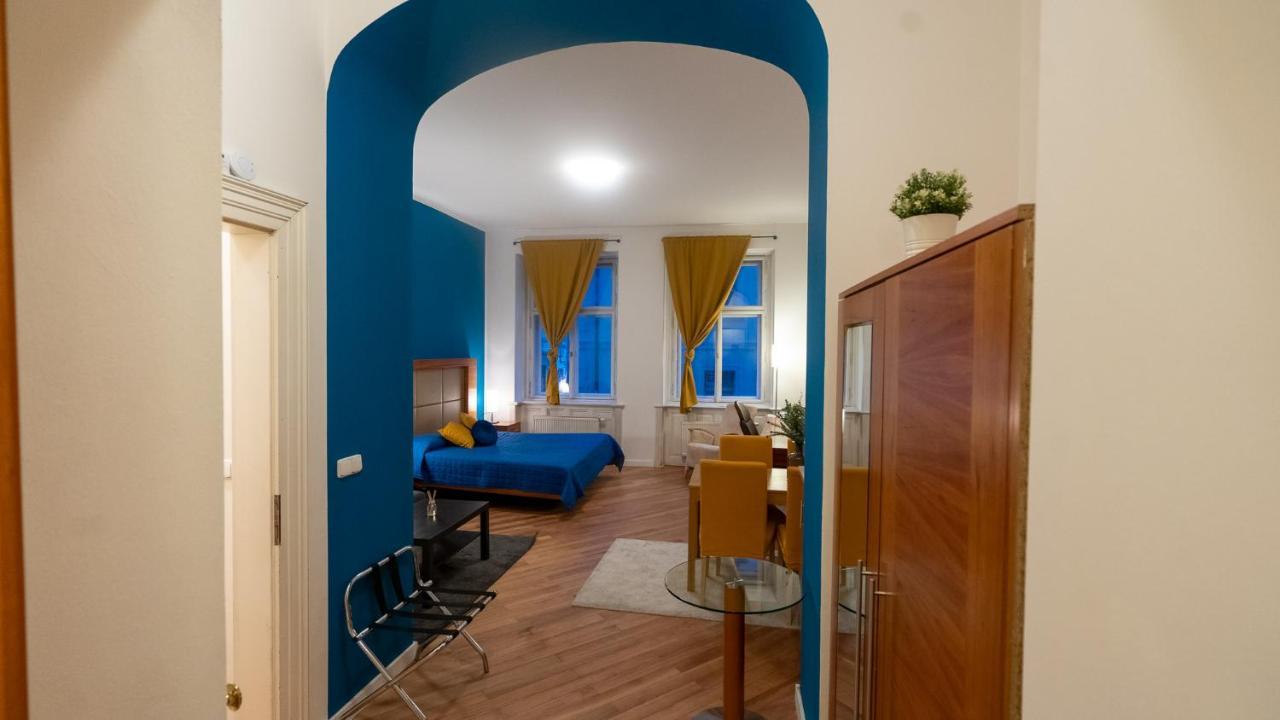 Apartment Nux Old Town Square Masna